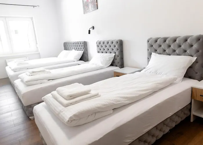 Luna Nera Apartments